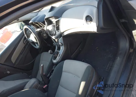 2012 Chevrolet Cruze Ls z USA, uszkodzony, nr VIN 1G1PD5SH8C7124556